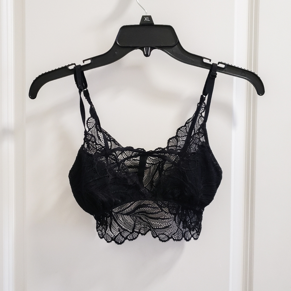 Lacey Black Bralette Size Small